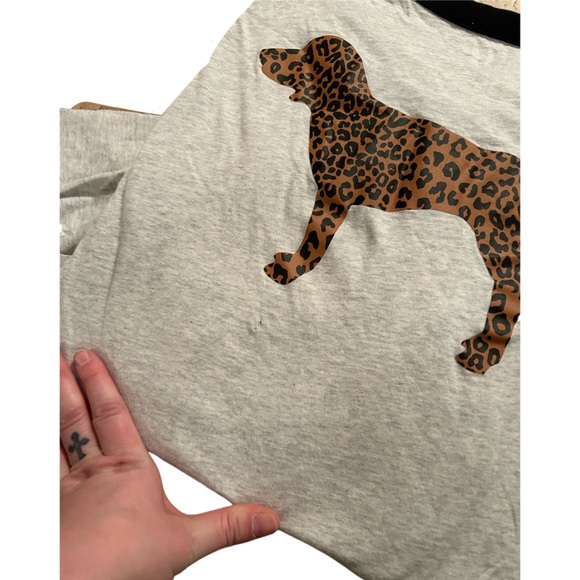 VS PINK cheetah pup long sleeve - Picture 5 of 7